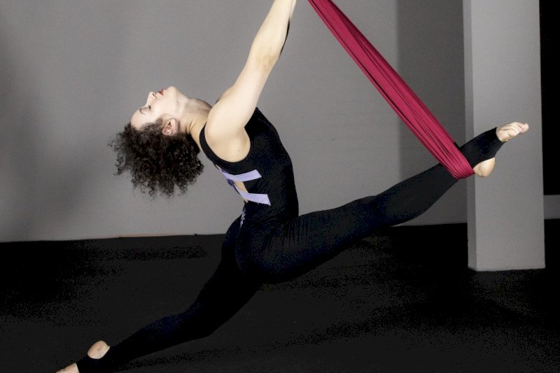 Permanentka platí pro aktivitu Aerial Hammock dospělé (začátečníci + pokročilé)